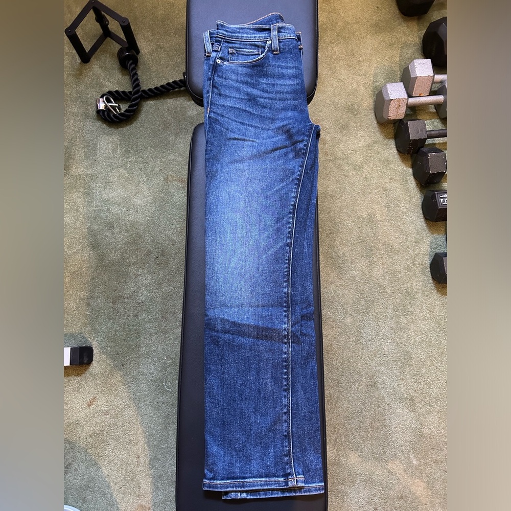 Classic Blue Women's Hudson Nico straight Jeans sz 26
